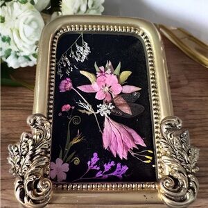 Elegant Gold Floral Frame